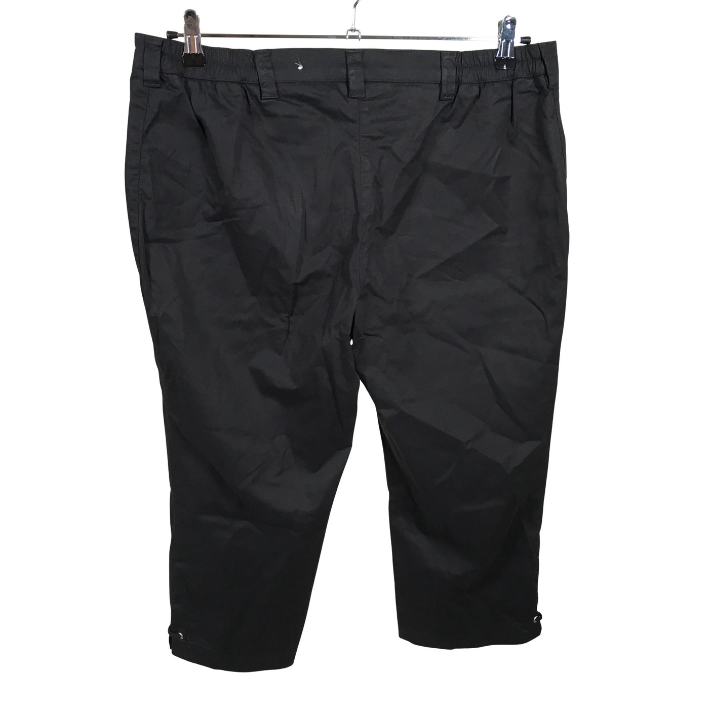 Unisex Voglia - Mittevenivad poolpikad püksid, suurus 44 - Must (2)