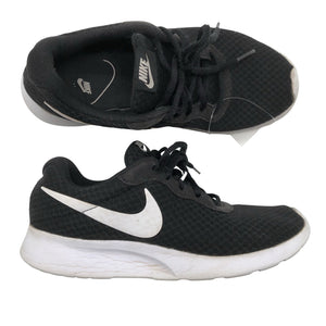 Unisex Nike - Tossud, suurus 38 - Must (1)