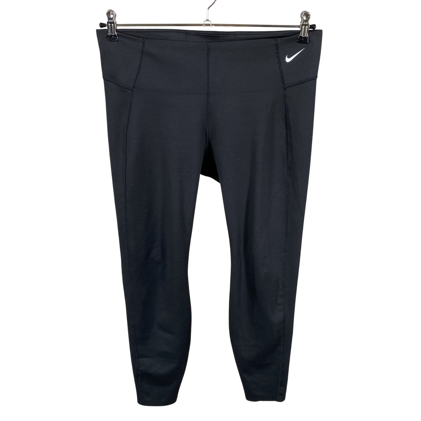 Unisex Nike - Spordiretuusid, suurus 42 - Must (1)
