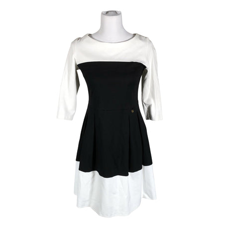 Unisex My Olsson - Trikotaažist kleit, suurus 36 - Must ()