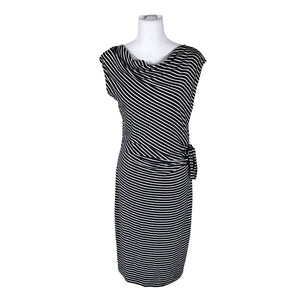Unisex Ril's - Trikotaažist kleit, suurus 40 - Must (1)