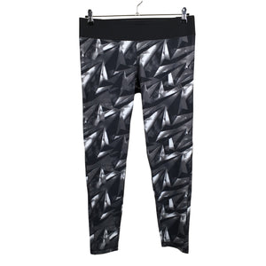 Unisex Adidas - Spordiretuusid, suurus 46 - Hall (1)