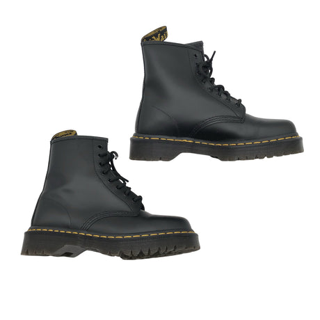 Unisex Dr. Martens - Nööridega saapad, suurus 39 - Must ()