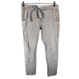 Unisex By Pia's Design - Mittevenivad püksid, suurus 40 - Beige ()