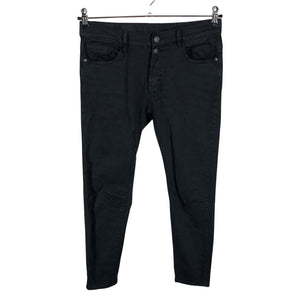 Unisex Perfect Jeans - Teksad, suurus 38 - Must (1)