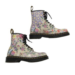 Unisex Dr. Martens - Nööridega saapad, suurus 38 - Beige (1)