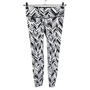 Unisex Nike - Spordiretuusid, suurus 38 - Must (1)