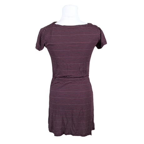 Unisex Frilufts - Trikotaažist kleit, suurus 34 - Lilla (2)