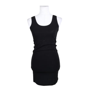 Unisex Part two - Trikotaažist tuunika, suurus 36 - Must (1)