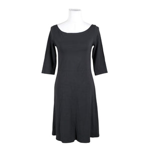 Unisex Bypias - Trikotaažist kleit, suurus 36 - Hall (1)