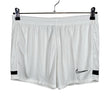 Unisex Nike - Lühikesed spordipüksid, suurus 40 - Valge ()