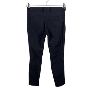 Unisex Escada - Mittevenivad püksid, suurus 34 - Must (2)