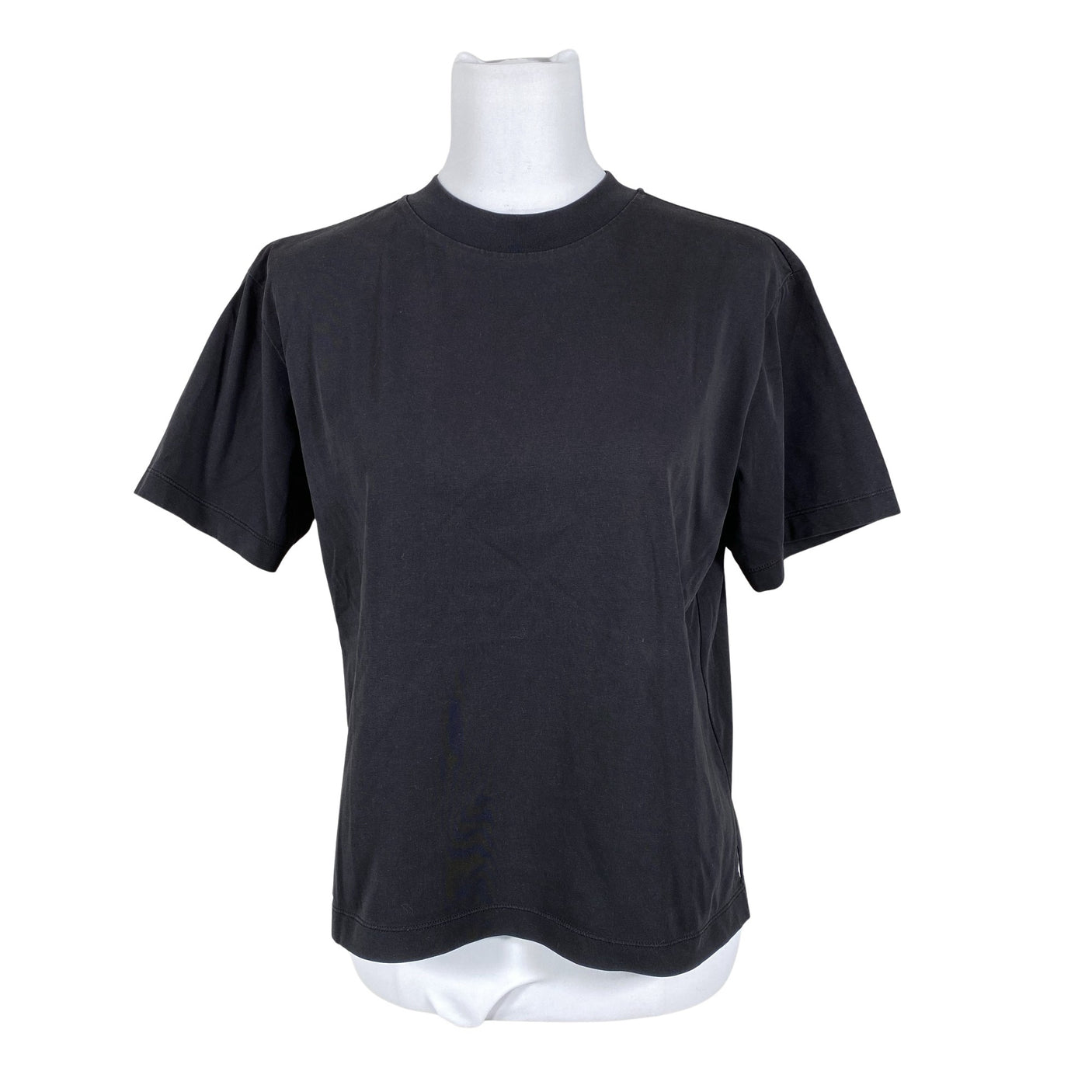 Unisex Uniqlo - T-särk, suurus 40 - Must (1)