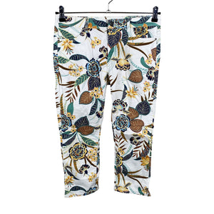 Unisex Esprit - Mittevenivad poolpikad püksid, suurus 38 - Valge (1)