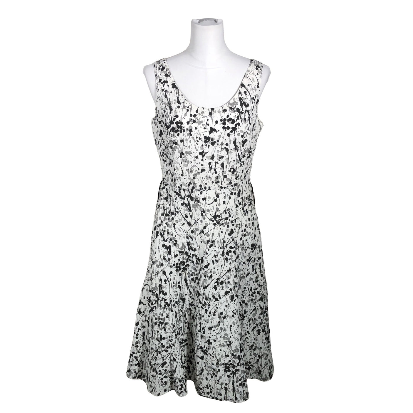 Unisex Nina Buzo - Mitteveniv kleit, suurus 38 - Valge (1)