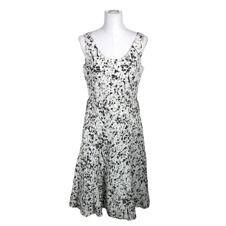 Unisex Nina Buzo - Mitteveniv kleit, suurus 38 - Valge ()