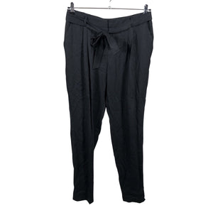 Unisex Trendy Line - Mittevenivad püksid, suurus 42 - Must (1)