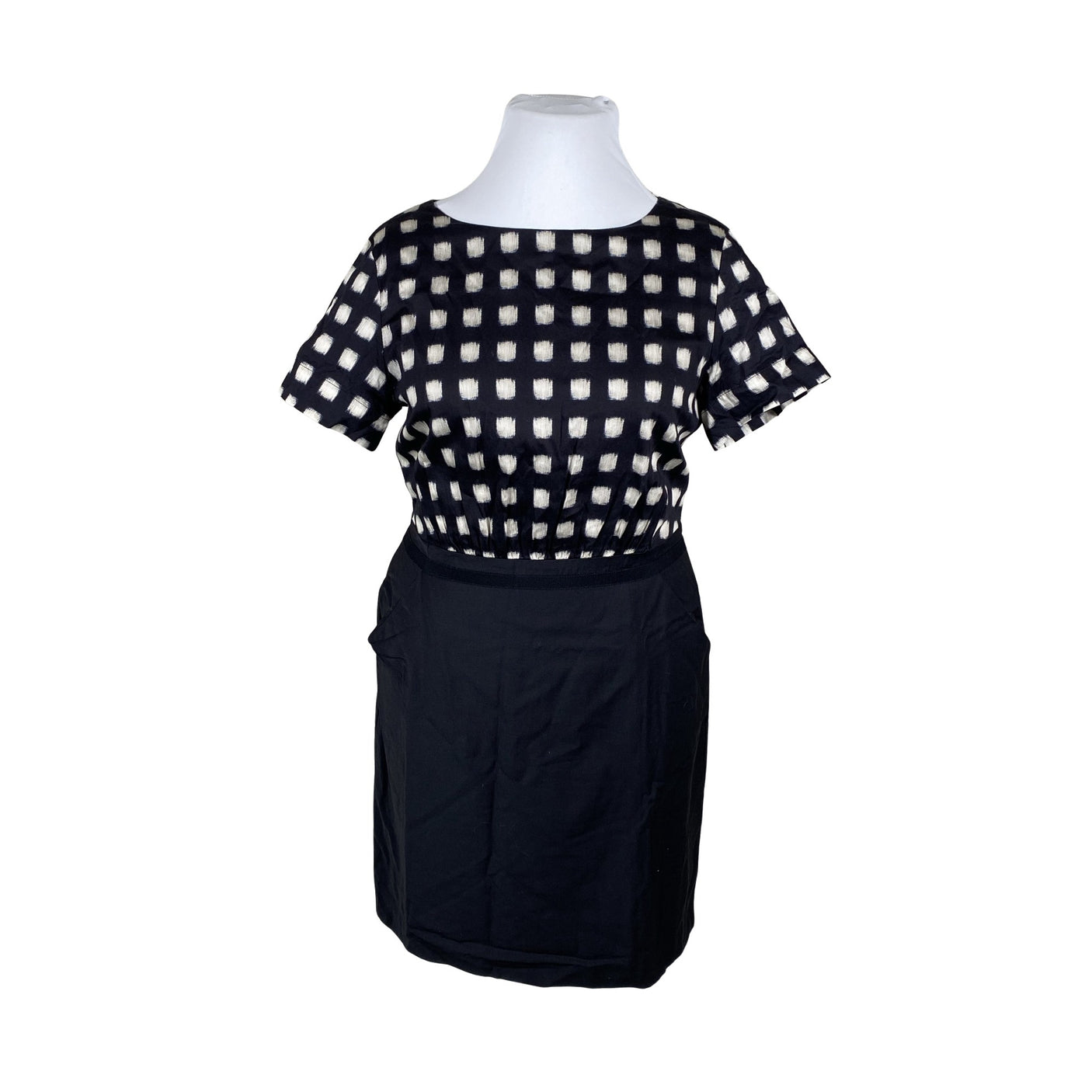 Unisex Ril's - Mitteveniv kleit, suurus 42 - Must (1)