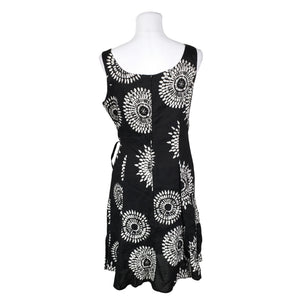 Unisex Ril's - Mitteveniv kleit, suurus 40 - Must (2)