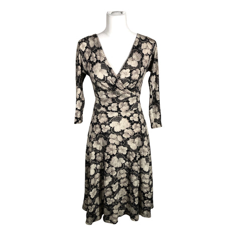 Unisex Tiina Talumees - Trikotaažist kleit, suurus 38 - Must ()
