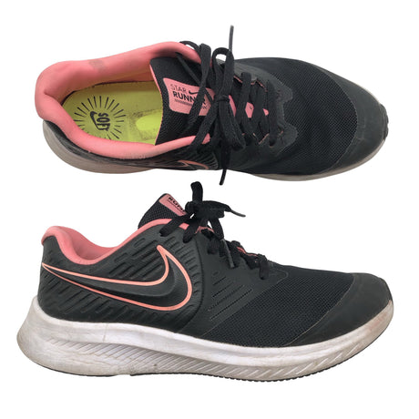 Unisex Nike - Tossud, suurus 38 - Must ()