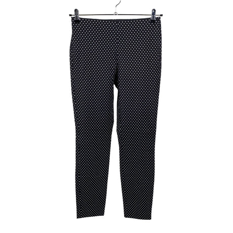 Unisex Lindex - Mittevenivad püksid, suurus 40 - Must ()
