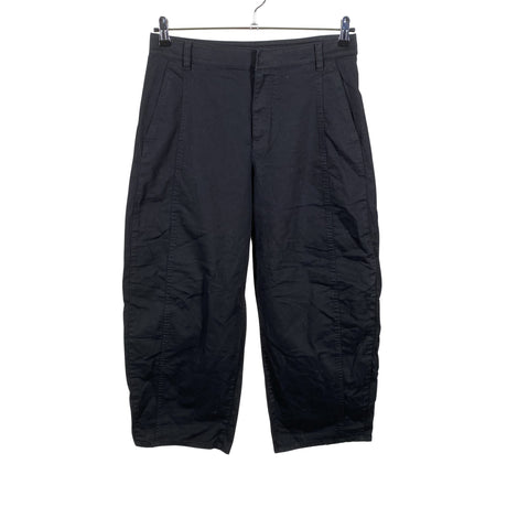 Unisex Uniqlo - Mittevenivad püksid, suurus 38 - Must ()
