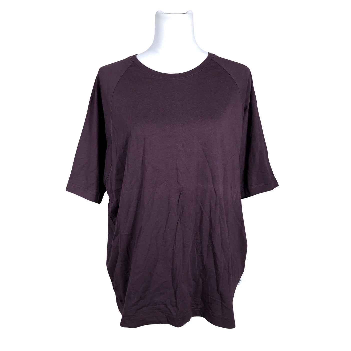 Unisex Makia - T-särk, suurus 38 - Veinipunane (1)