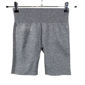 Unisex Divina - Lühikesed spordipüksid, suurus 40 - Hall (1)