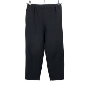 Unisex Marimekko - Mittevenivad püksid, suurus 38 - Must (1)