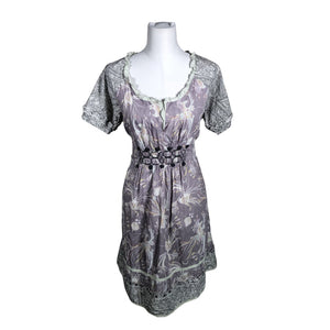Unisex Cream - Mitteveniv kleit, suurus 40 - Lilla (1)