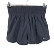 Unisex Nike - Lühikesed spordipüksid, suurus 40 - Must ()