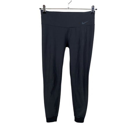 Unisex Nike - Spordiretuusid, suurus 38 - Must ()