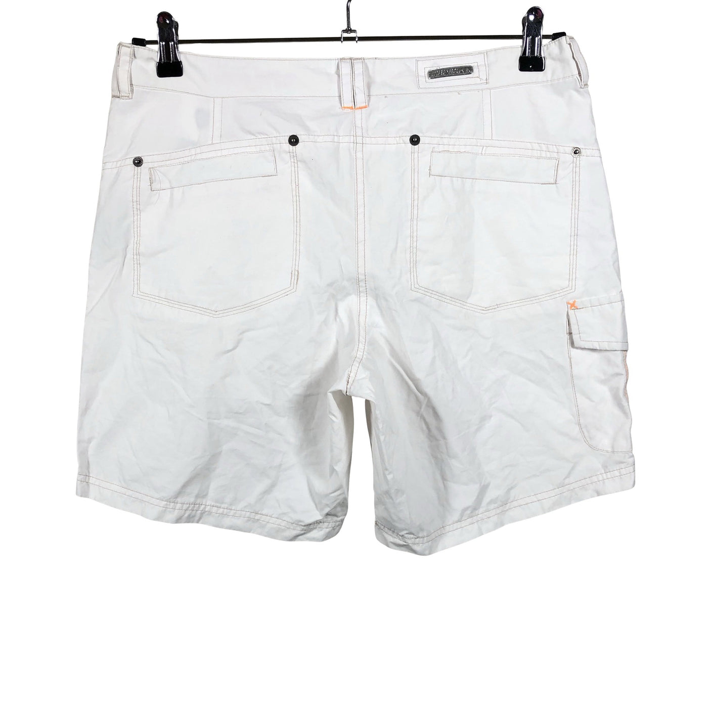 Unisex Icepeak - Lühikesed spordipüksid, suurus 42 - Valge (2)