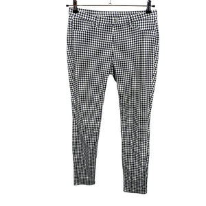 Unisex Uniqlo - Mittevenivad püksid, suurus 40 - Must (1)