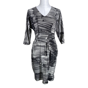 Unisex Nanso - Trikotaažist kleit, suurus 38 - Hall (1)