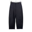 Unisex Uniqlo - Mittevenivad püksid, suurus 38 - Must ()