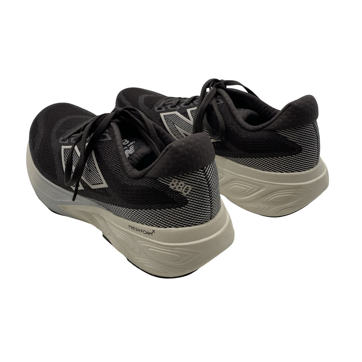 Unisex New Balance - Jooksujalanõud, suurus 42 - Must (3)