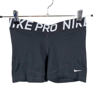 Unisex Nike - Lühikesed spordipüksid, suurus 38 - Must (1)