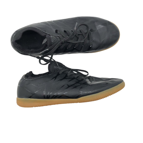Unisex Umbro - Jalgpallijalatsid , suurus 41 - Must ()