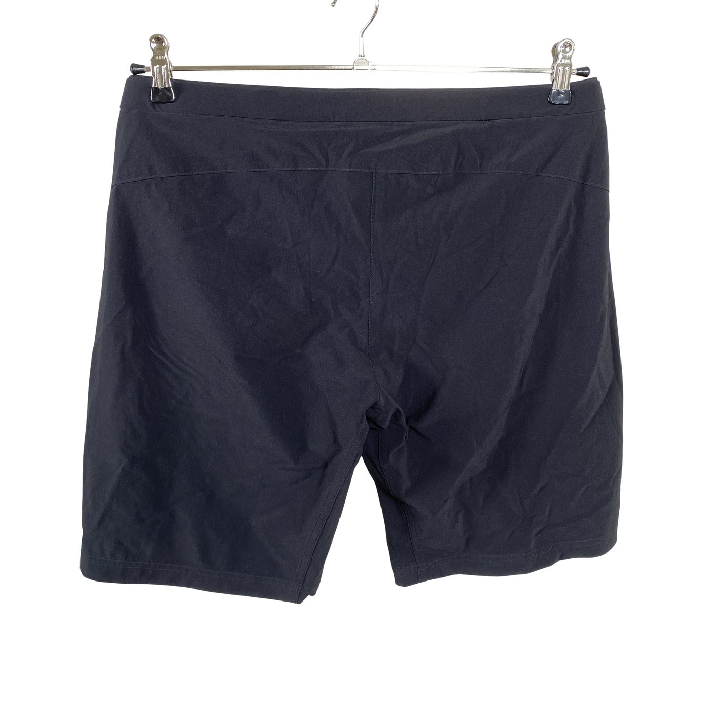 Unisex Adidas - Lühikesed spordipüksid, suurus L - Must (2)