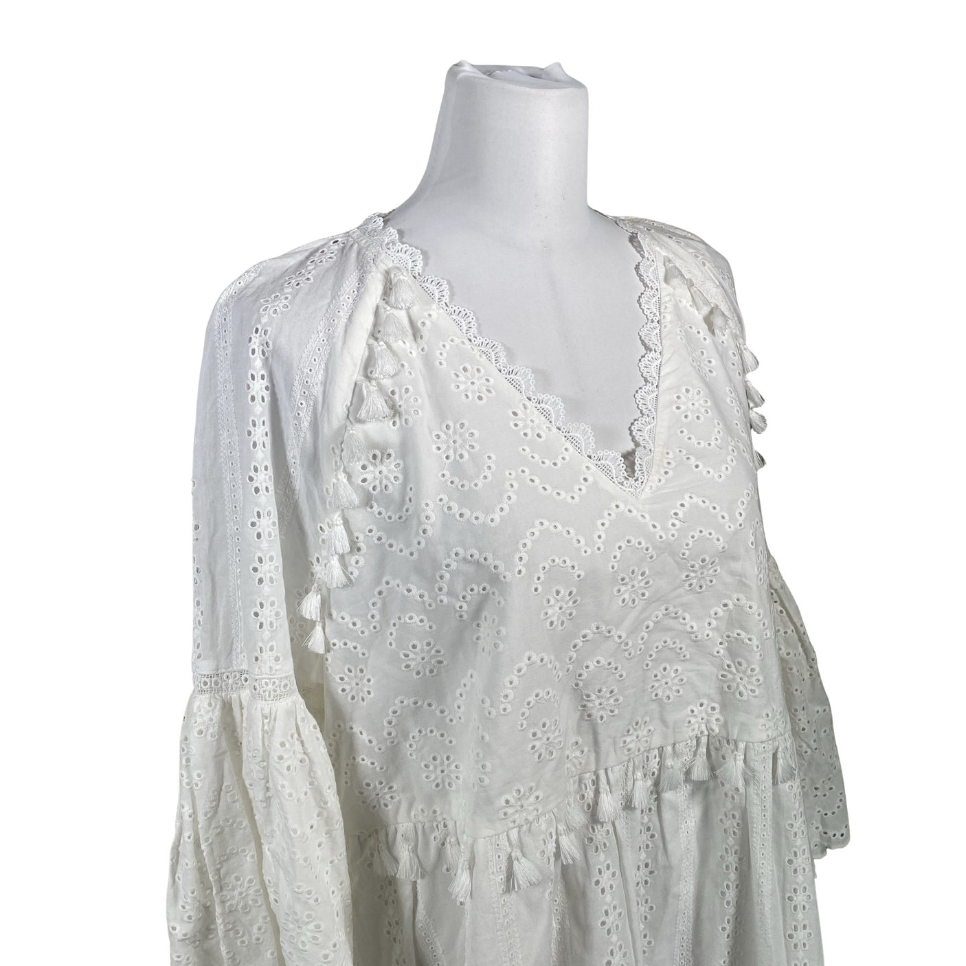 Unisex By Malina - Mitteveniv kleit, suurus 40 - Valge (3)