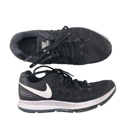 Unisex Nike - Tossud, suurus 39 - Must ()