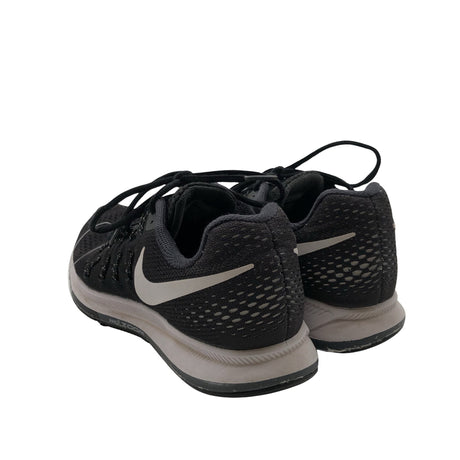 Unisex Nike - Tossud, suurus 39 - Must (2)