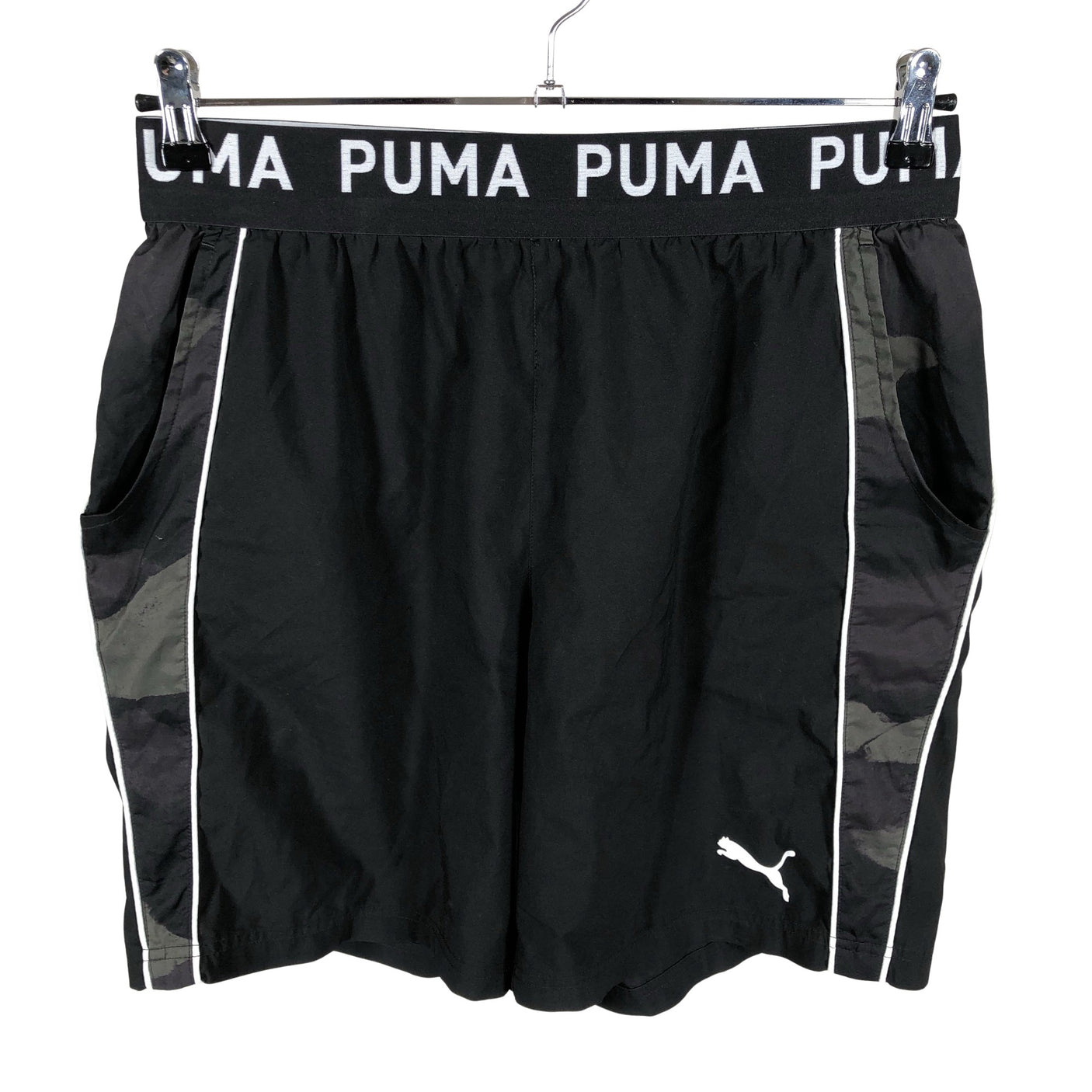 Unisex Puma - Lühikesed spordipüksid, suurus M - Must (1)