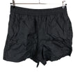 Unisex Under Armour - Lühikesed spordipüksid, suurus L - Must ()