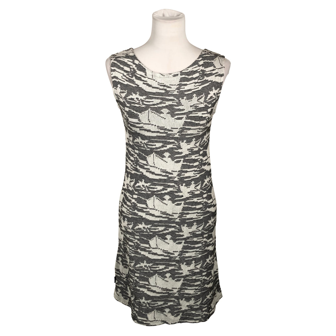 Unisex Kaino - Trikotaažist kleit, suurus 36 - Hall (1)