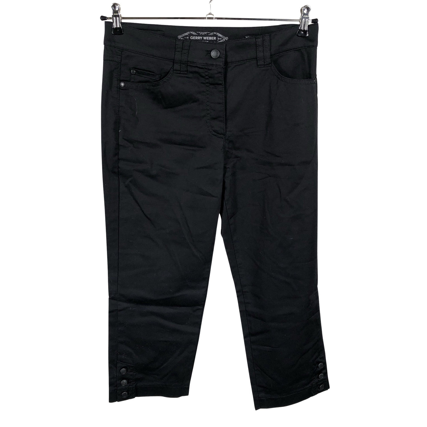 Unisex Gerry Weber - Mittevenivad poolpikad püksid, suurus 38 - Must (1)