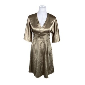 Unisex O.I.S - Mitteveniv kleit, suurus 36 - Beige (1)