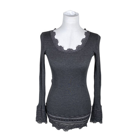 Unisex Rosemunde - Trikotaažist pluus, suurus 38 - Hall ()